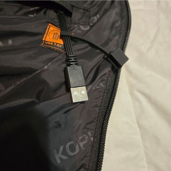 KOPLO Heated Vest for Men, 14400mAh Battery Pack with Lightweight Rechargeable E - Picture 6 of 16